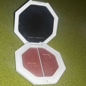 Fenty beauty highlighter